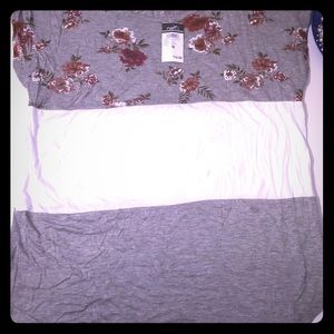 Rue 21 junior shirt size medium